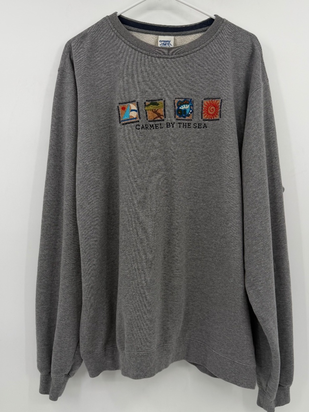 Crazy Shirts Hawaii Sweatshirt Men XL Gray Carmel By Sea Embroidered Pullover